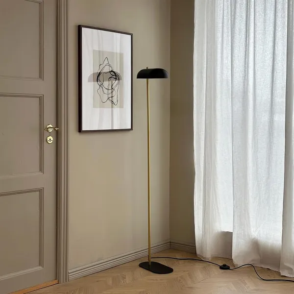 Arch gulvlampe, sort/messing