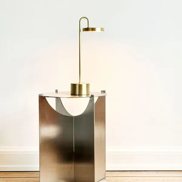 Moovelight Bordlampe Messing