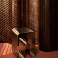 CURVA SOLID Hocker Silber