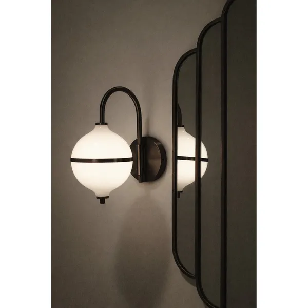 Eternal Moonlight wandlamp Ø15cm opaalglas/geborsteld messing