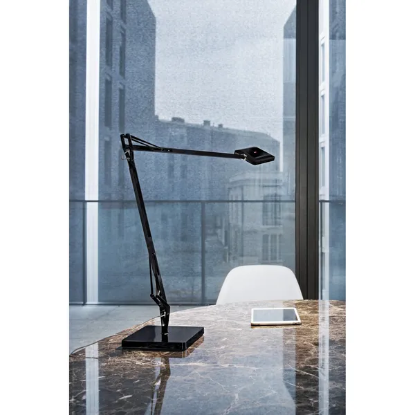 Kelvin Edge Table Lamp Black