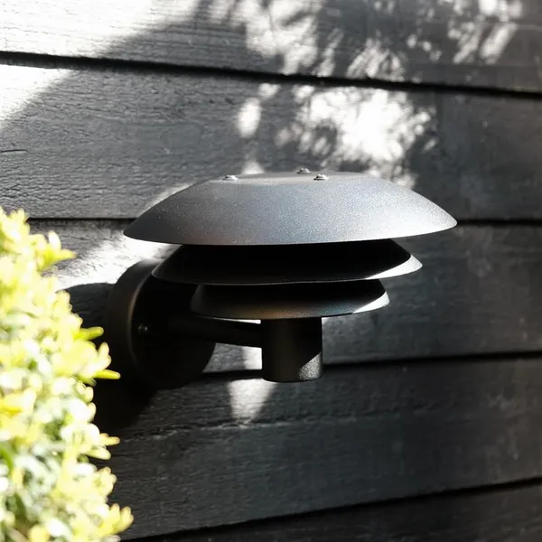 DL20 Outdoor Wall Lamp Black