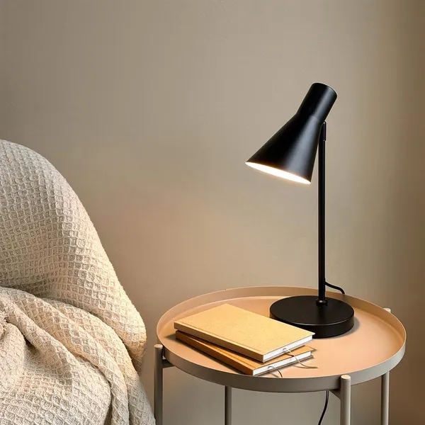 DL12 Tafellamp Zwart