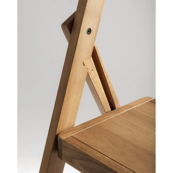 Step Ladder Oak