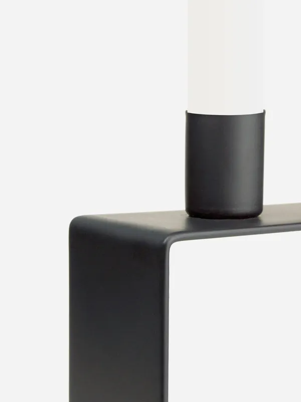 Frame 1 Candle Holder Matte Black