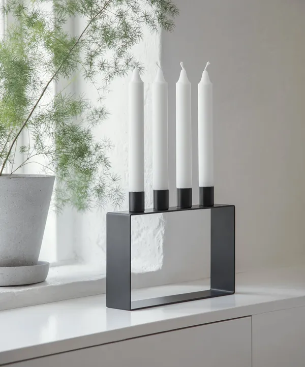 Frame 4 Candle Holder Matte Black