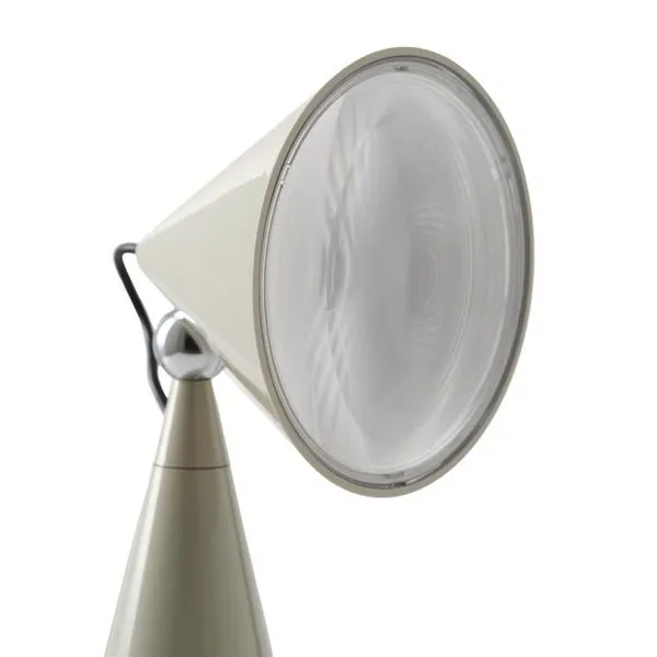 Pose Portable Lamp Putty