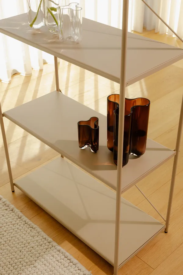 Arturo Regal mit 5 Ebenen Beige
