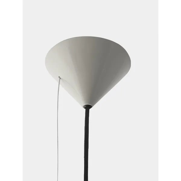 Pose Pendant Ø43 Putty