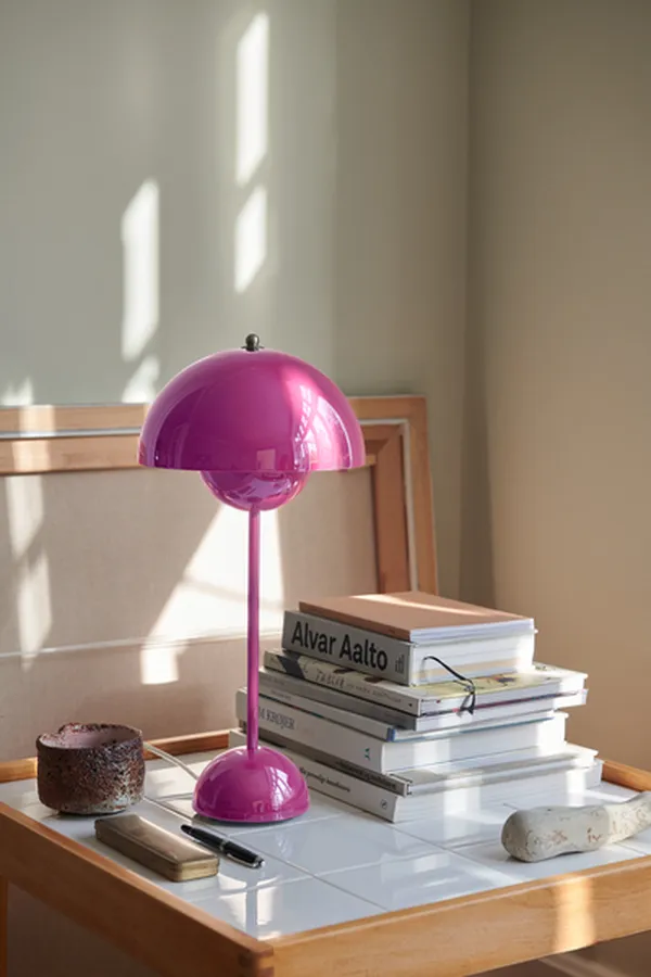 Flowerpot VP3 Bordlampe Tangy Pink