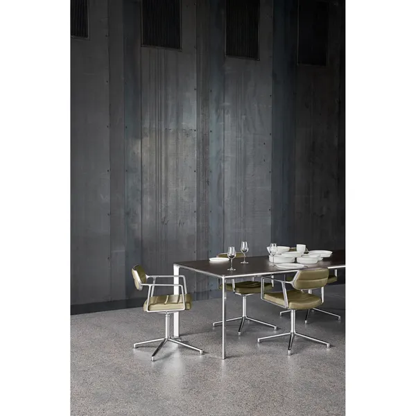 Vipp 433 Dining Table Medium Dark Oak