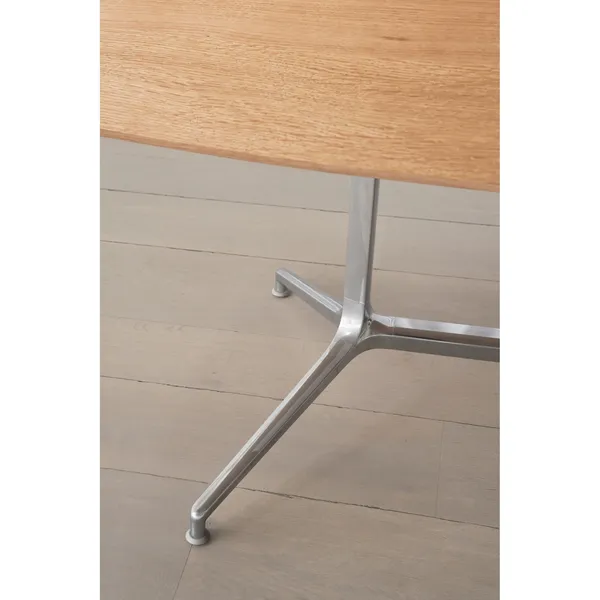 Vipp 436 Swivel Table Small Light Oak