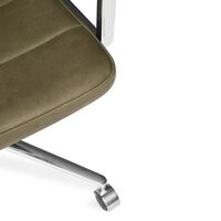 Vipp 455 Fauteuil pivotant avec roulettes poli/cuir Bosco