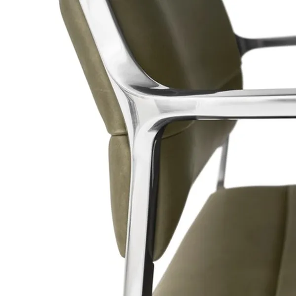 Vipp 455 Fauteuil pivotant avec patins Poli/Cuir Bosco