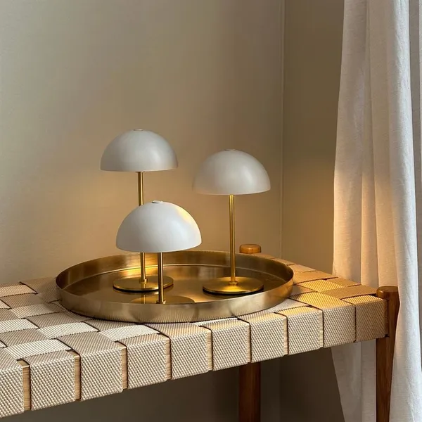 Along Mini draagbare tafellamp LED, set van 3 stuks met dienblad, beige/messing