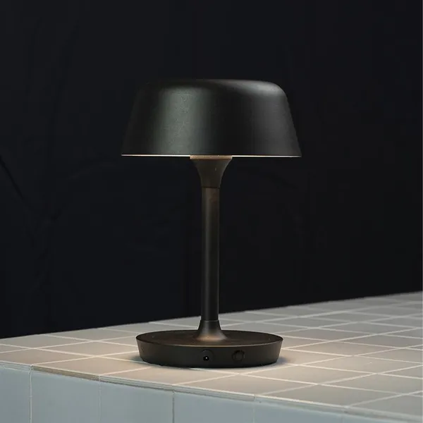 Lámpara de mesa portátil Valencia LED negra
