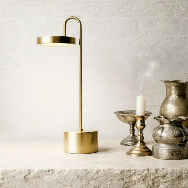 Moovelight Table Lamp With Wireless Charger Brass