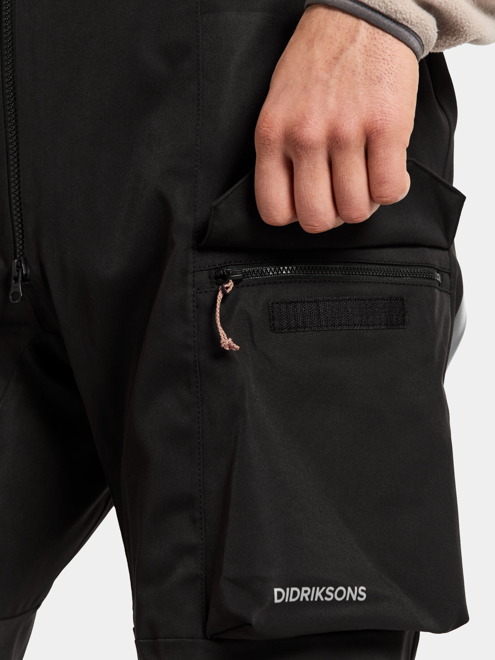 Aegis Pants Black