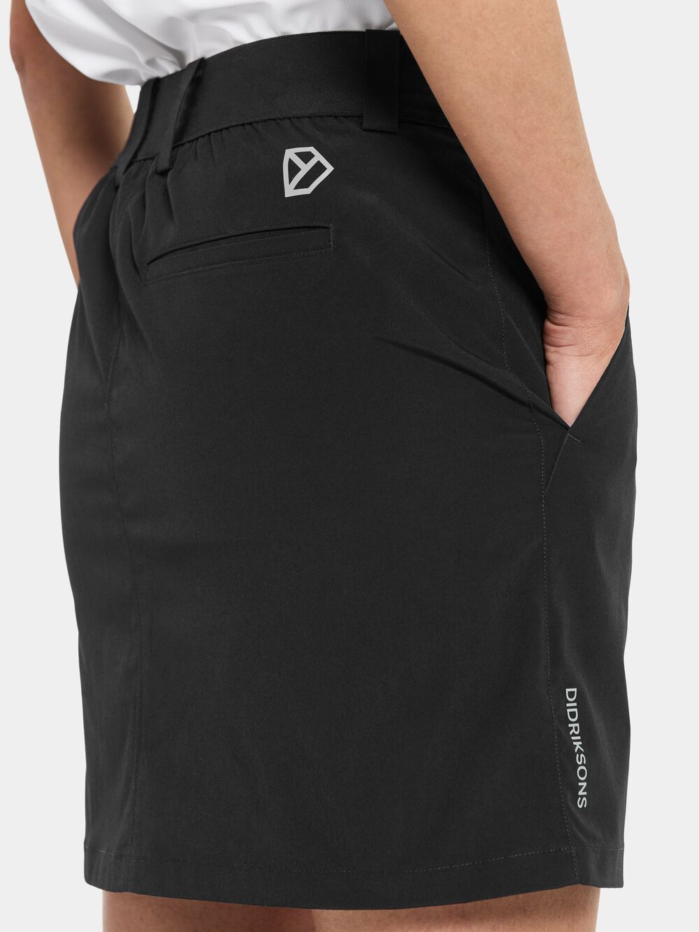 Liva Skirt Black