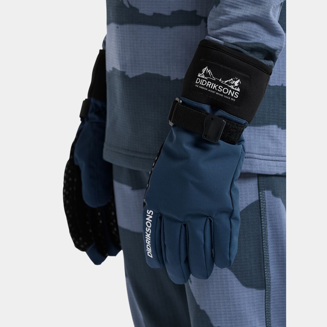 Lovas Five Finger Glove