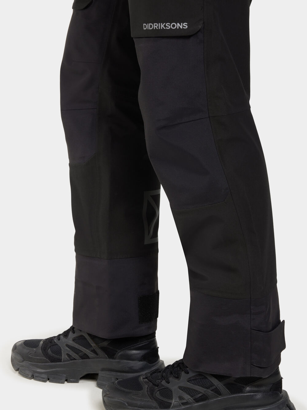 Fractus Pants Black