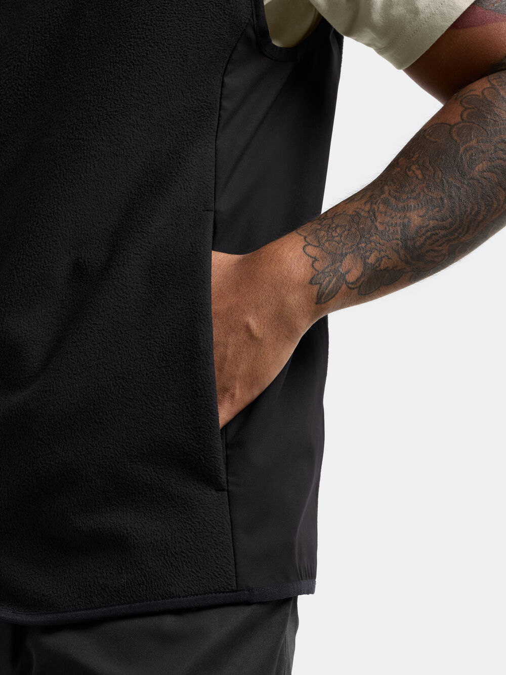 Tino Windproof Vest Black