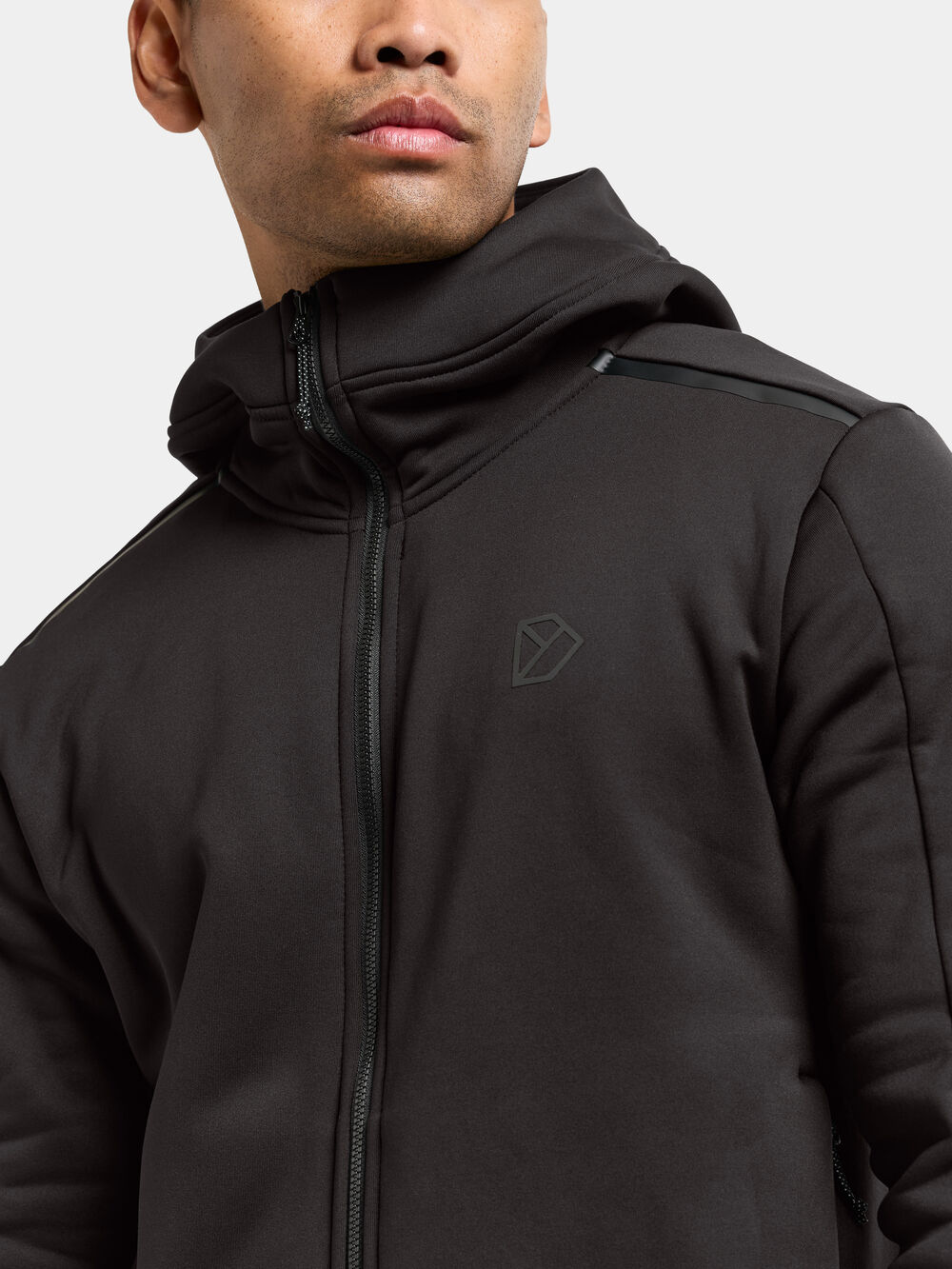 Acke Full-Zip Black