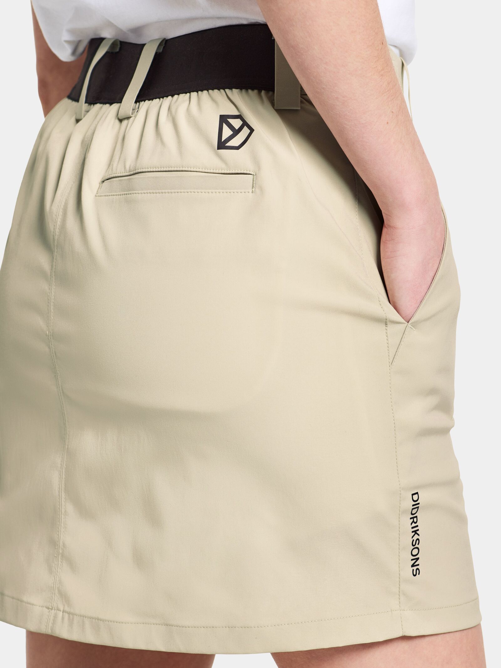 Light Beige