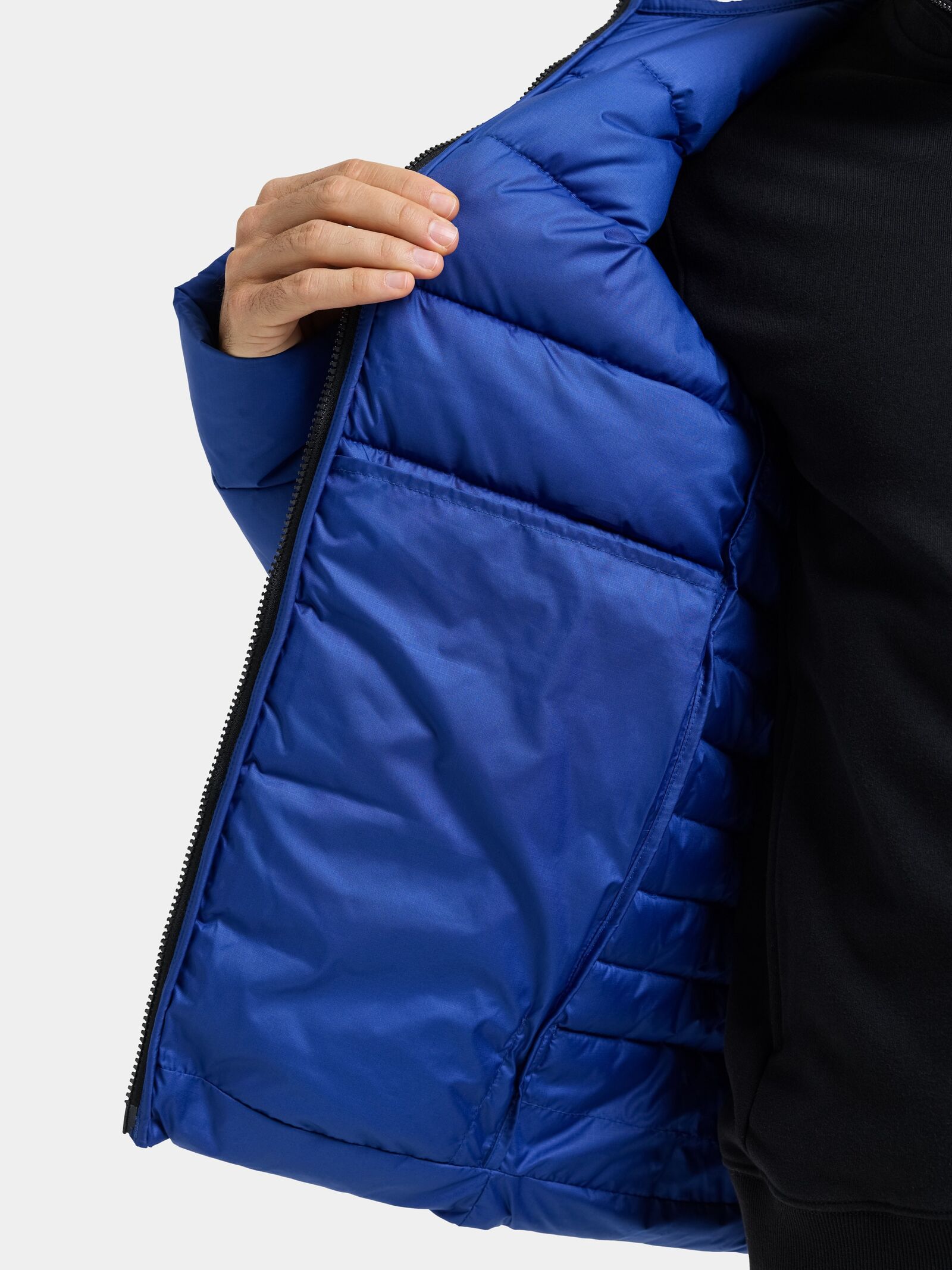 Ultramarine