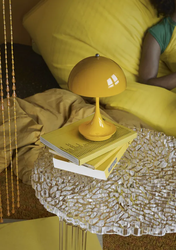 Panthella 160 Bordlampe Bærbar V3 Opaque Yellow