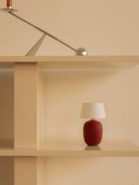 Torso Valaisin Kannettava Ø117 cm Ruby Red