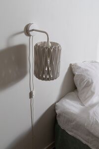 Signature 18 Vegglampe Hvit