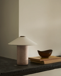 FUTÉ 180 Bordslampa Portabel
