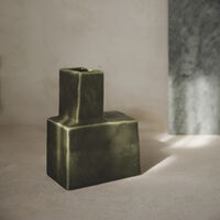 Koa Vaasi H20 cm Dark Sage