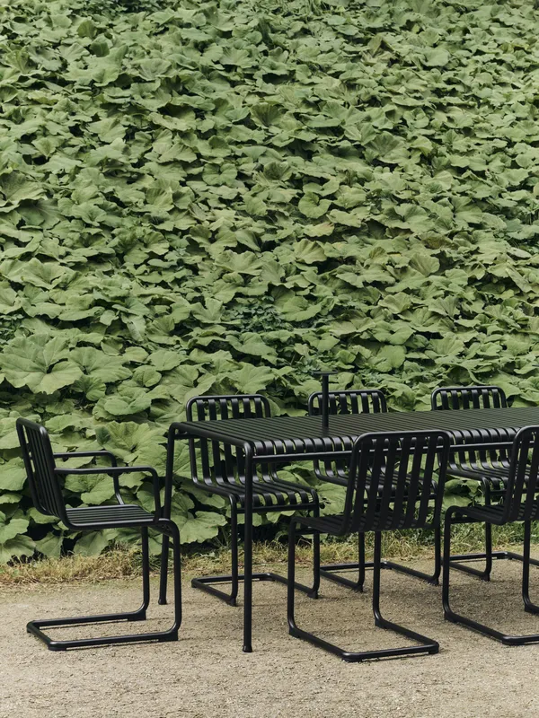 Palissade Cantilever Armchair Anthracite powder coated steel