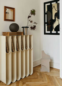 Curved Pidestall Beige