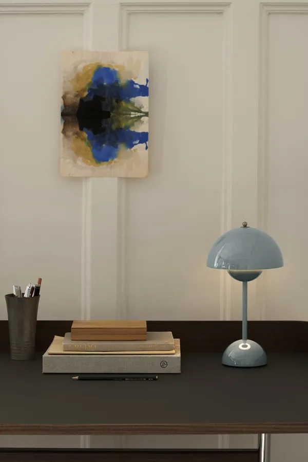 Flowerpot VP9 Pöytävalaisin Kannettava Stone Blue