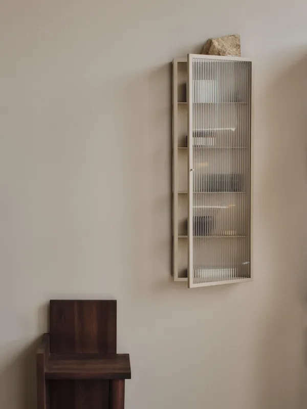 Haze Veggskap Ribbet Glass 35x100 cm Cashmere