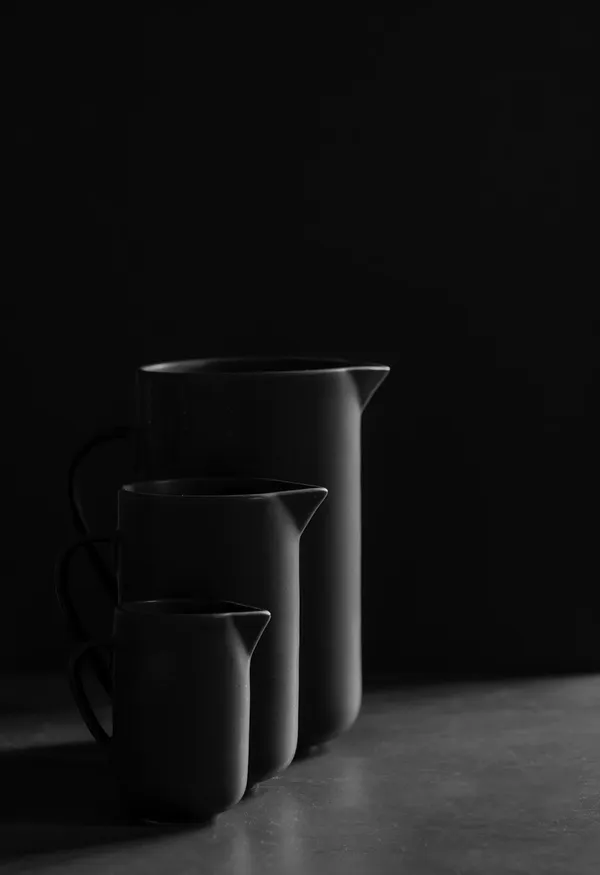 Ceramic Pisu Kannu 75 cl Ink Black
