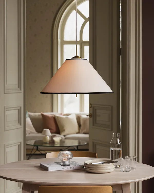 Iris 50 Pendel Creme / Svart
