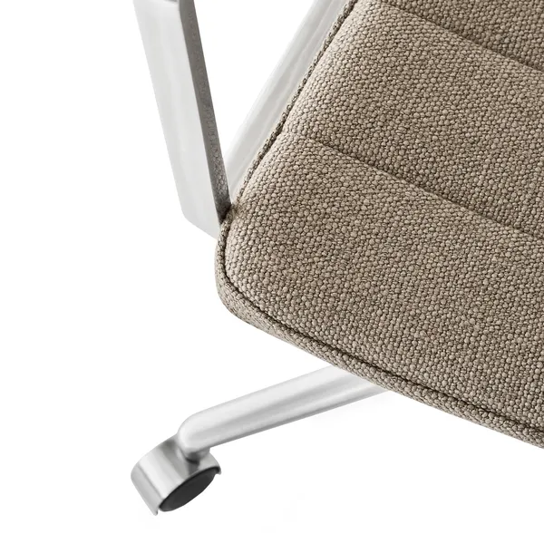 452 Snurrstol Med Hjul Mörk Sand / Polerad Aluminium