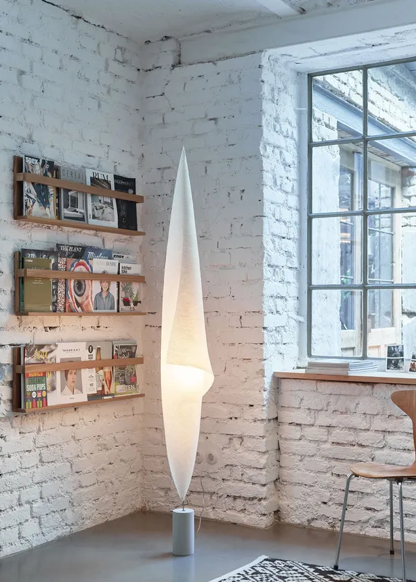 Wo-Tum-Bu 1 Gulvlampe Hvit