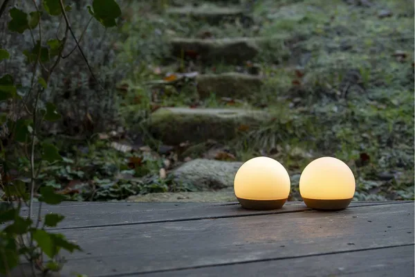 Spring Snowball Bærbar Bordlampe Ø11 cm Hvit