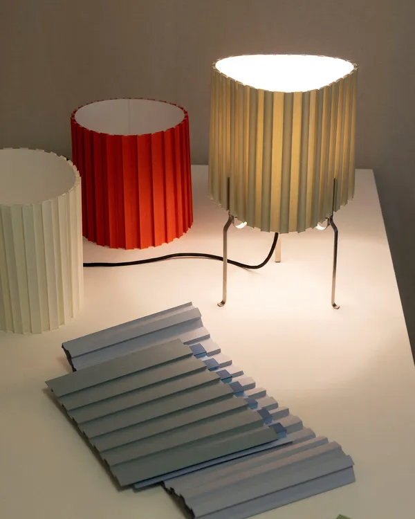 Canelé Bordslampa Almond Green
