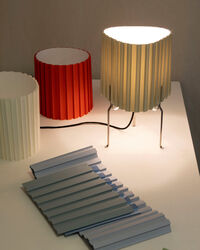 Canelé Bordslampa Almond Green