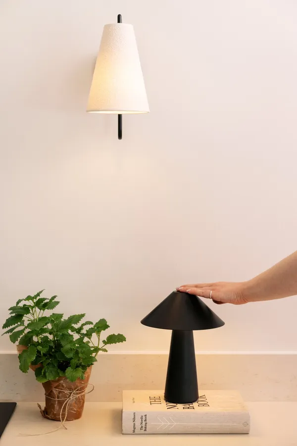 Cannes Bordlampe Bærbar Sort
