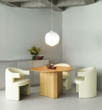 Bue Dining Table Ø120 cm Oak