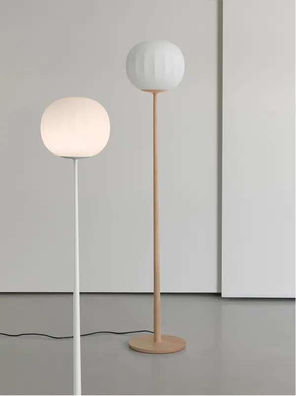 Lita Gulvlampe 30 cm Hvid / Opalglas