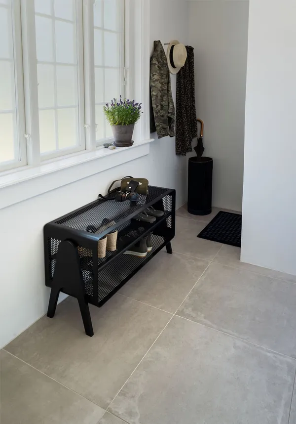 Floor Skohylle 92x35x50 cm Svart