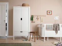 Vaatekaappi Kahdella Ovella Classic White